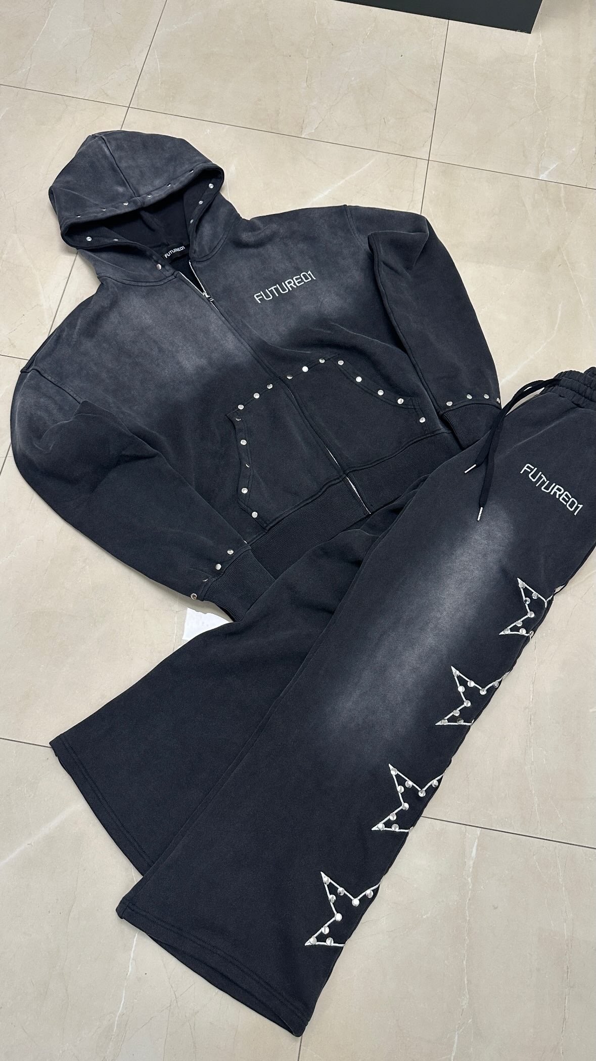 ICONIC TRACKSUIT