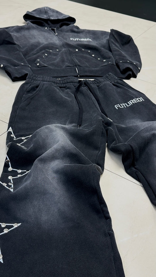 ICONIC TRACKSUIT